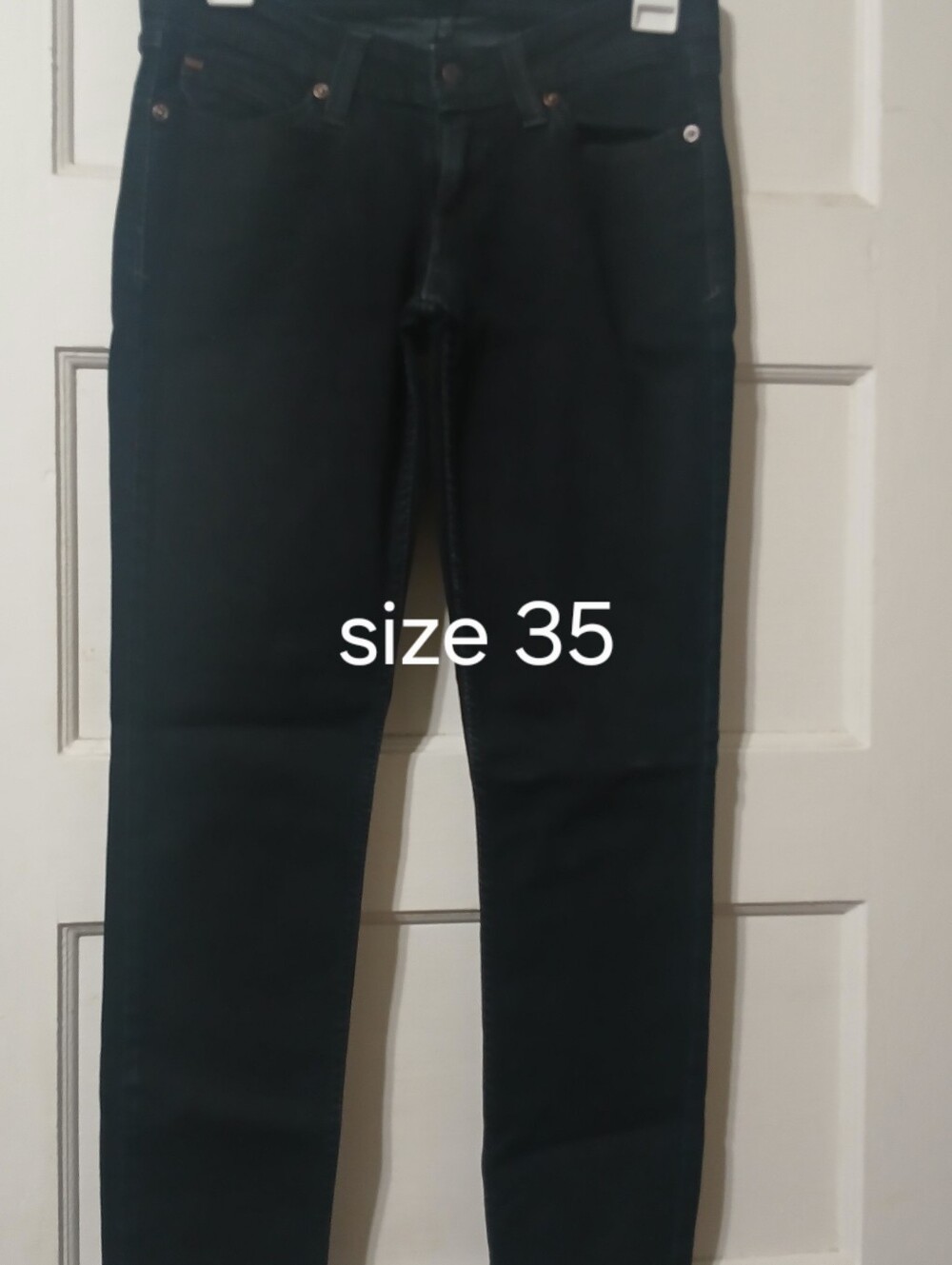 Womens Black Jeans - Classic Straight Fit